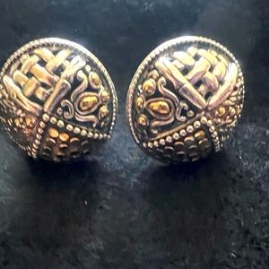 John Hardy dot collection earrings
